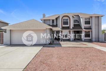 7297 W Shaw Butte Dr Peoria, AZ 85345